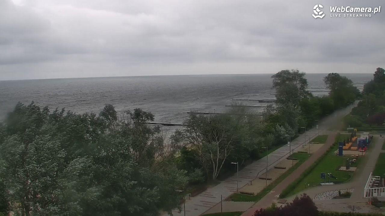 KOŁOBRZEG - widok na plażę - 16 czerwiec 2026, 10:05