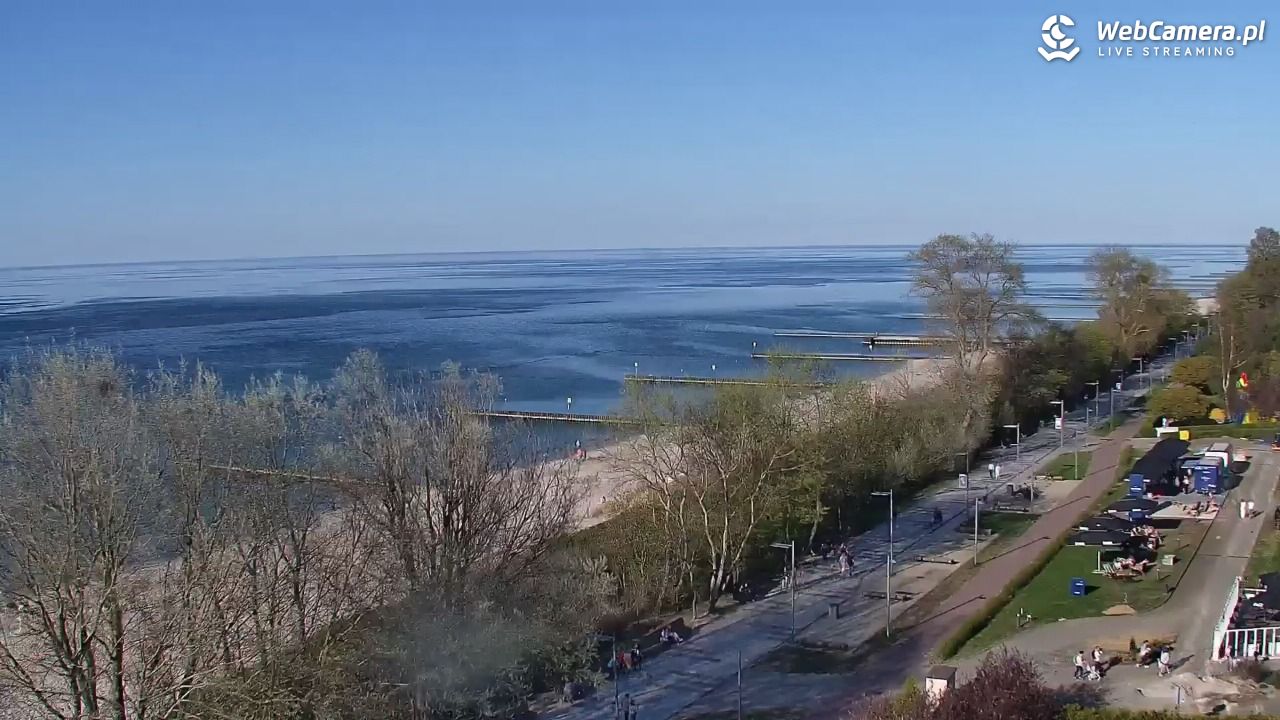 KOŁOBRZEG - widok na plażę - 02 maj 2026, 17:44