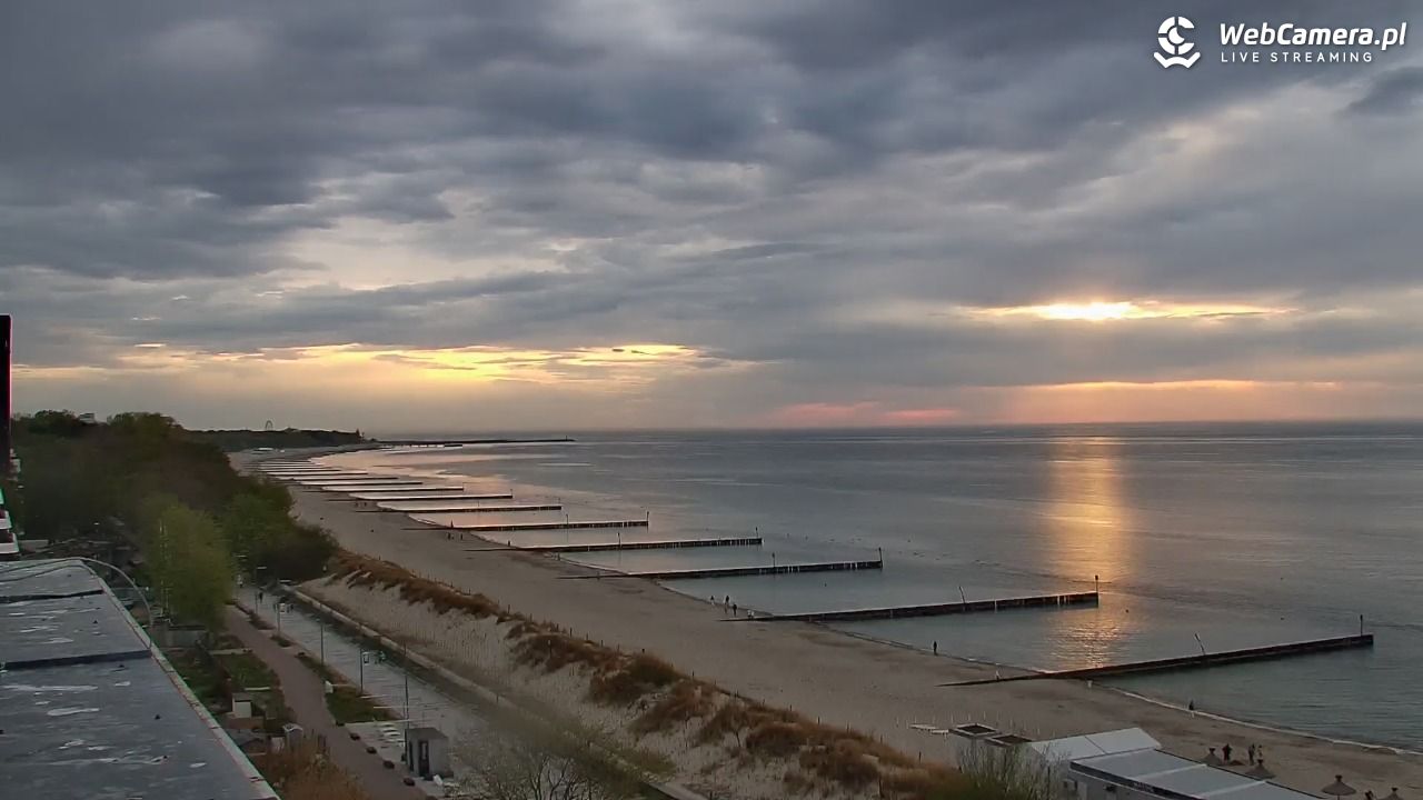 KOŁOBRZEG - widok na plażę - 03 maj 2026, 20:00