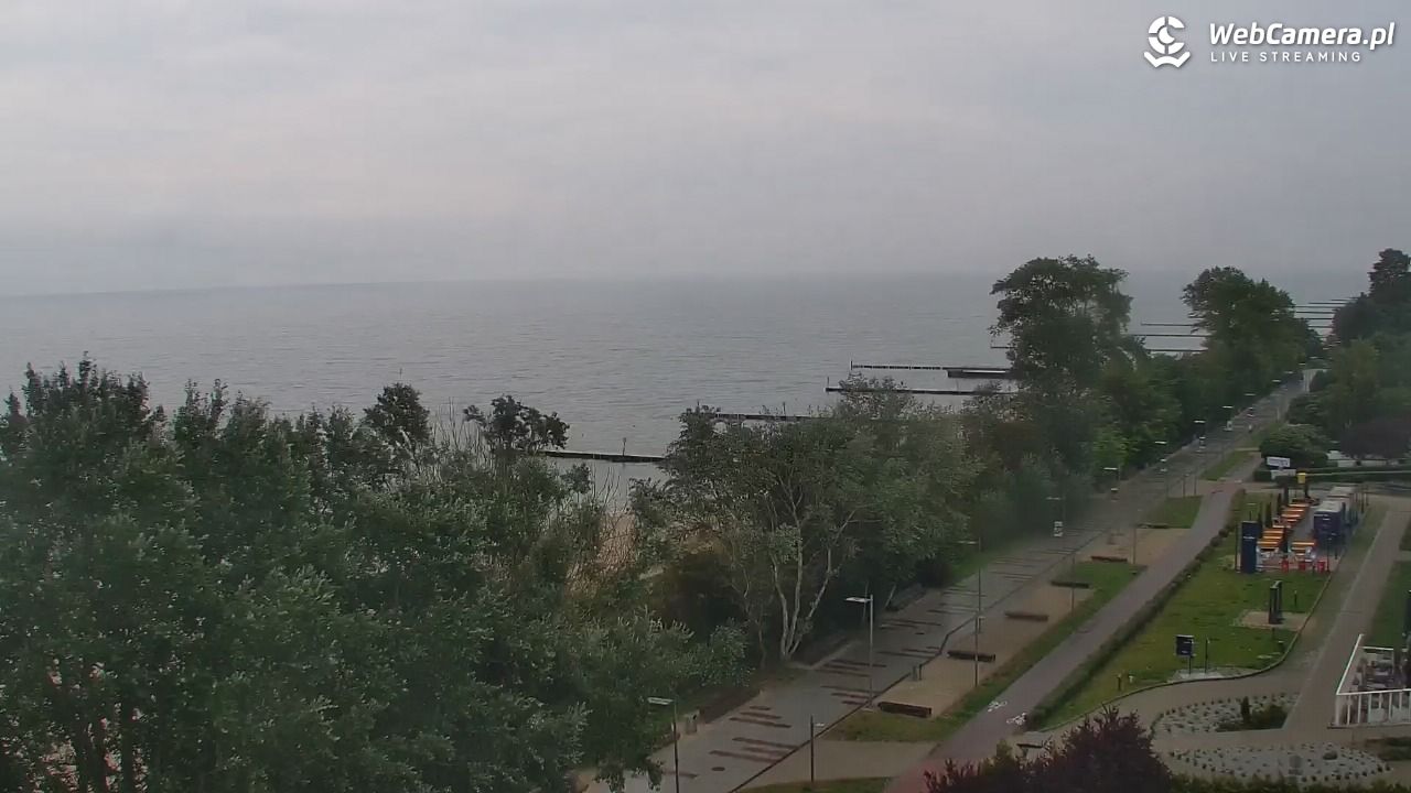 KOŁOBRZEG - widok na plażę - 01 sierpień 2026, 08:52