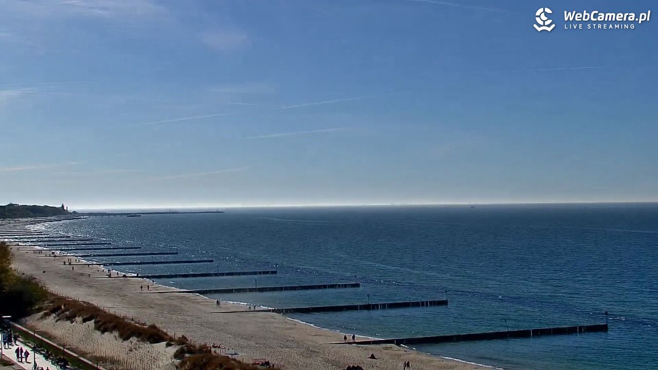 KOŁOBRZEG - widok na plażę - 01 maj 2026, 16:42