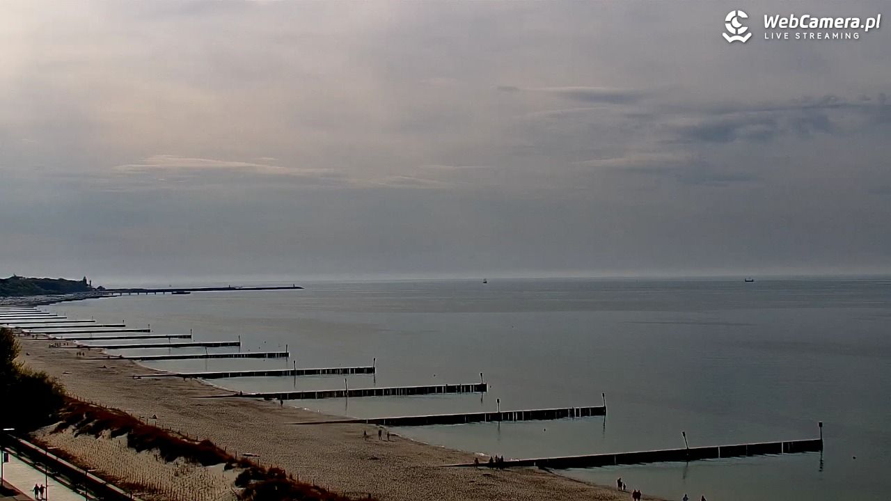 KOŁOBRZEG - widok na plażę - 03 maj 2026, 16:47