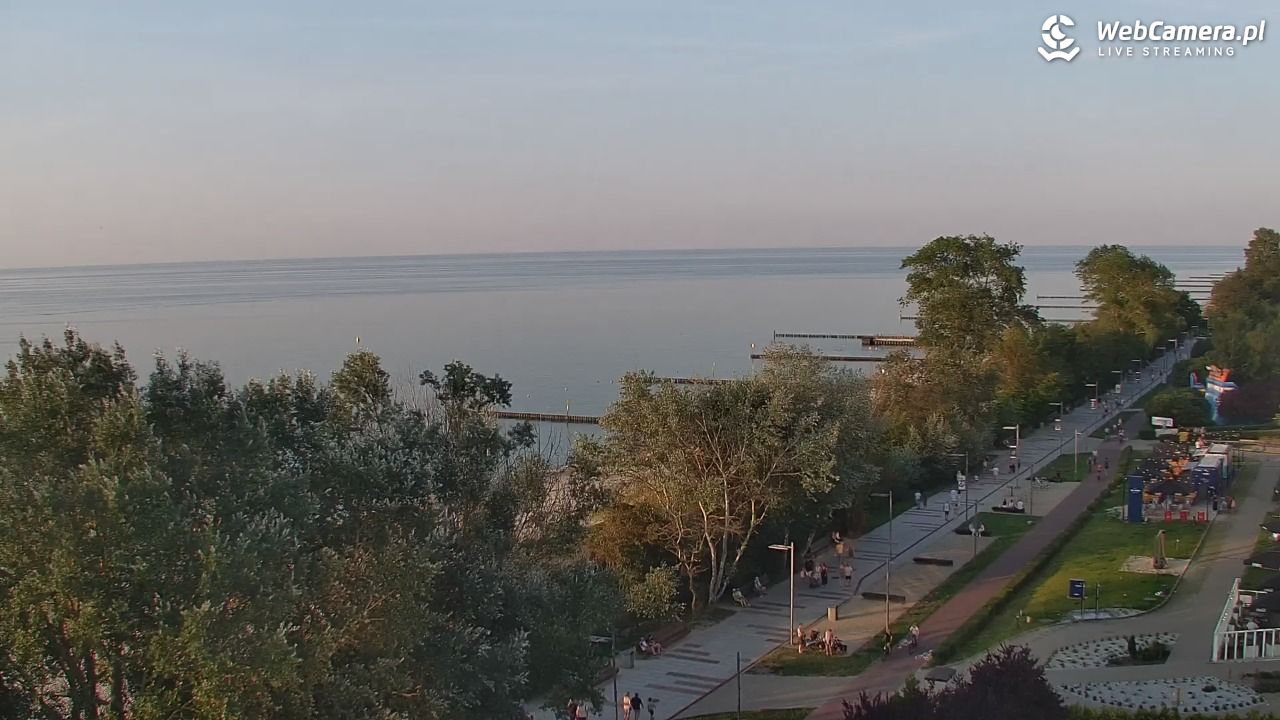 KOŁOBRZEG - widok na plażę - 30 lipiec 2026, 19:42