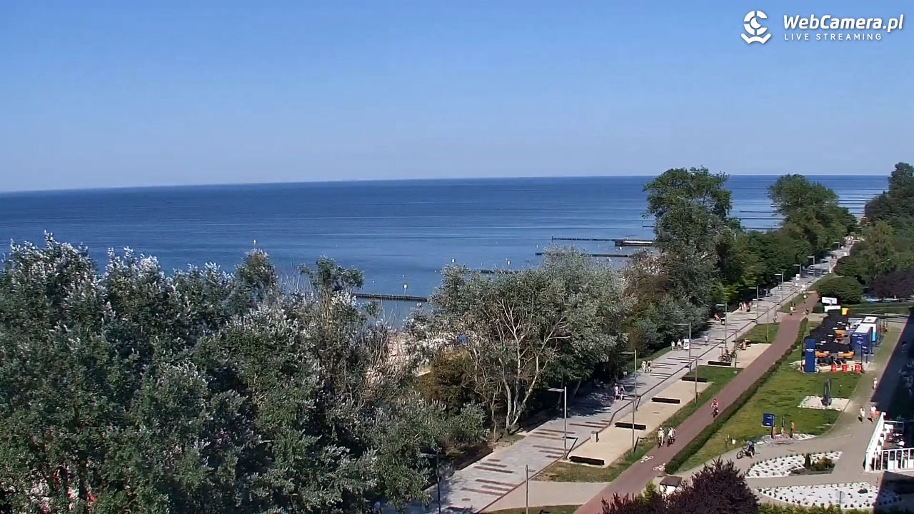 KOŁOBRZEG - widok na plażę - 30 lipiec 2026, 15:48