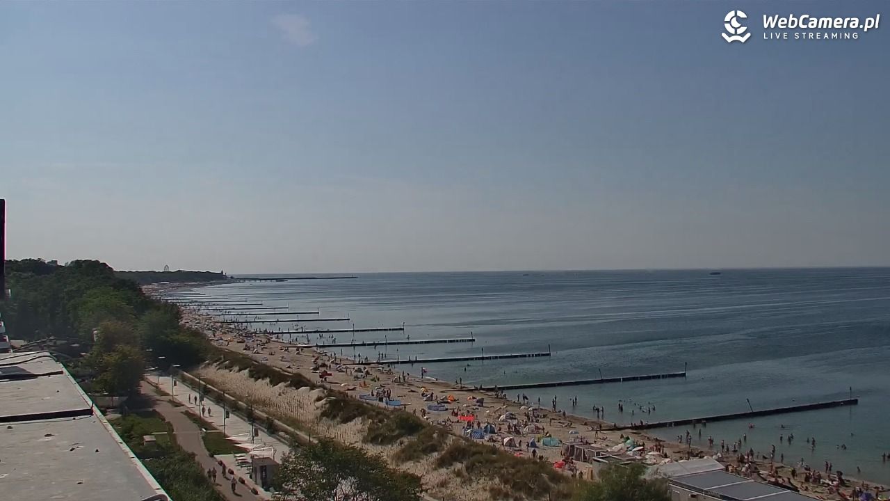KOŁOBRZEG - widok na plażę - 30 lipiec 2026, 16:11