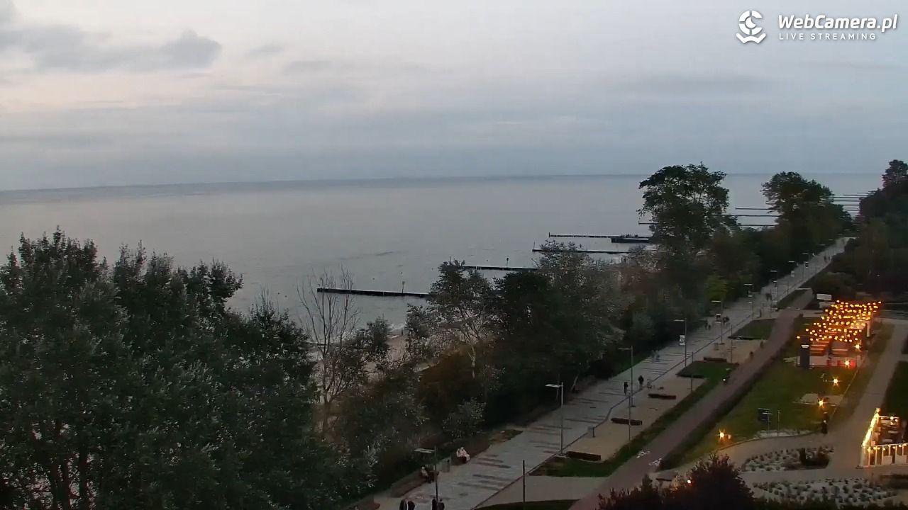 KOŁOBRZEG - widok na plażę - 13 wresień 2026, 19:34