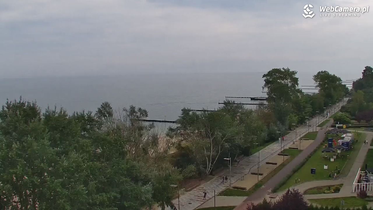 KOŁOBRZEG - widok na plażę - 29 sierpień 2025, 18:16