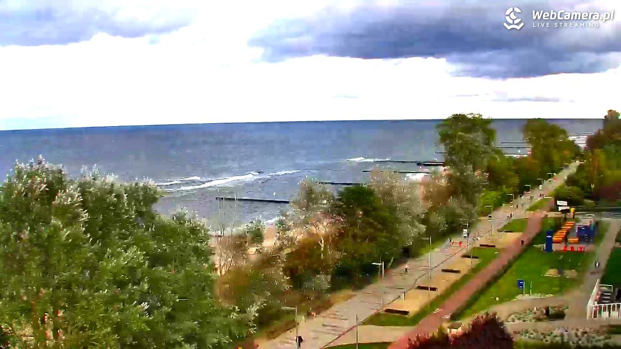 KOŁOBRZEG - widok na plażę - 17 wresień 2026, 15:22