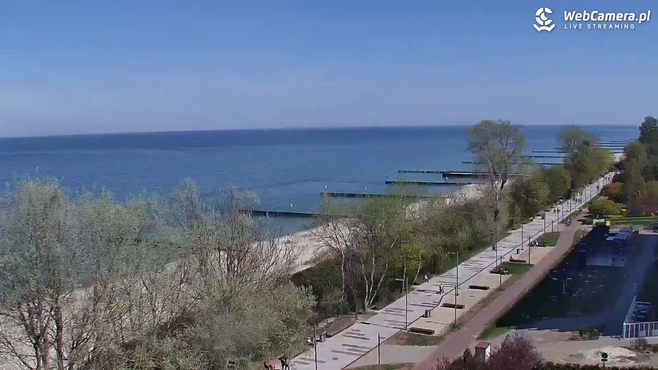 KOŁOBRZEG - widok na plażę - 03 maj 2026, 12:14