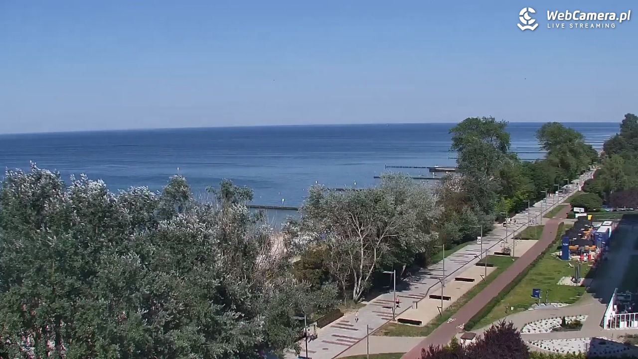 KOŁOBRZEG - widok na plażę - 30 lipiec 2026, 15:07