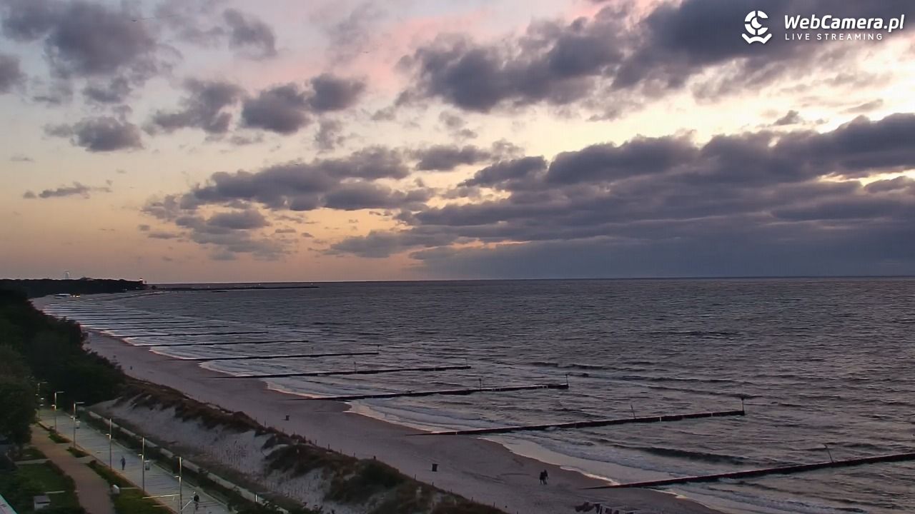 KOŁOBRZEG - widok na plażę - 16 czerwiec 2026, 21:58
