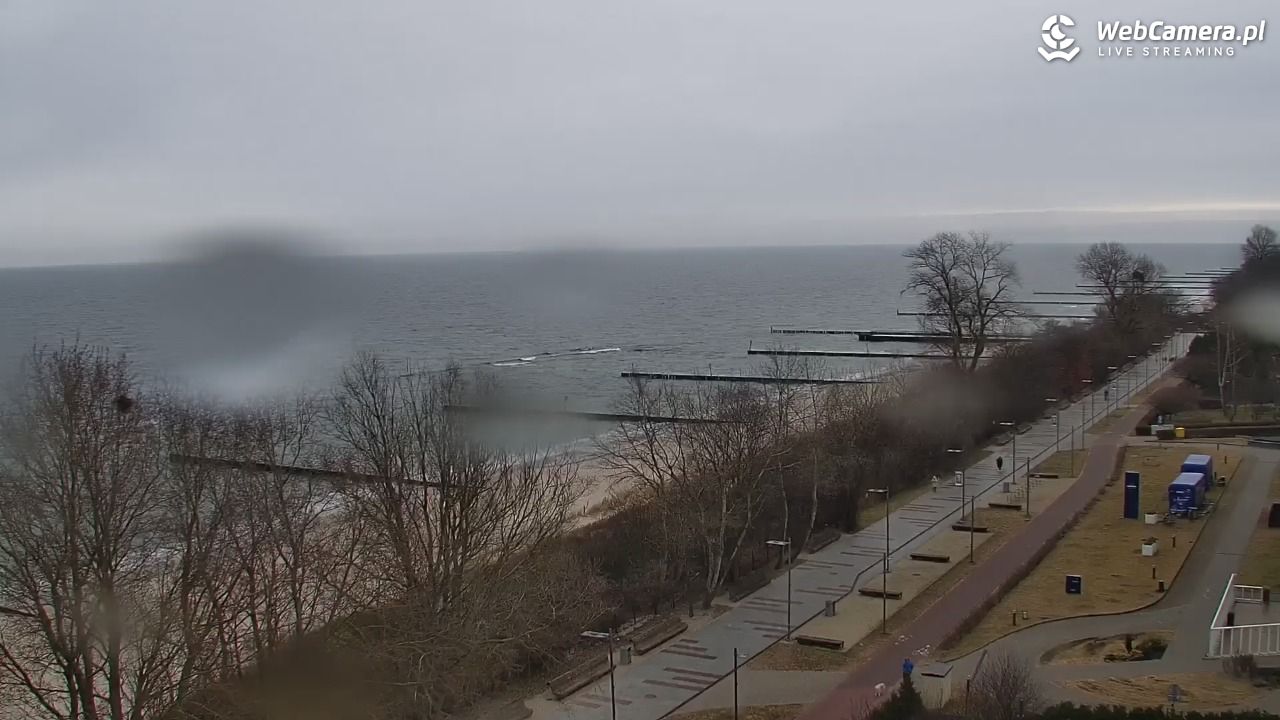 KOŁOBRZEG - widok na plażę - 15 marzec 2026, 08:26