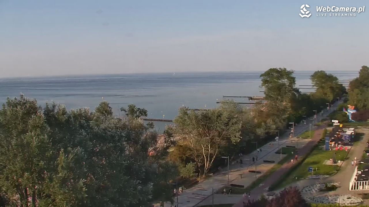 KOŁOBRZEG - widok na plażę - 30 lipiec 2026, 18:36