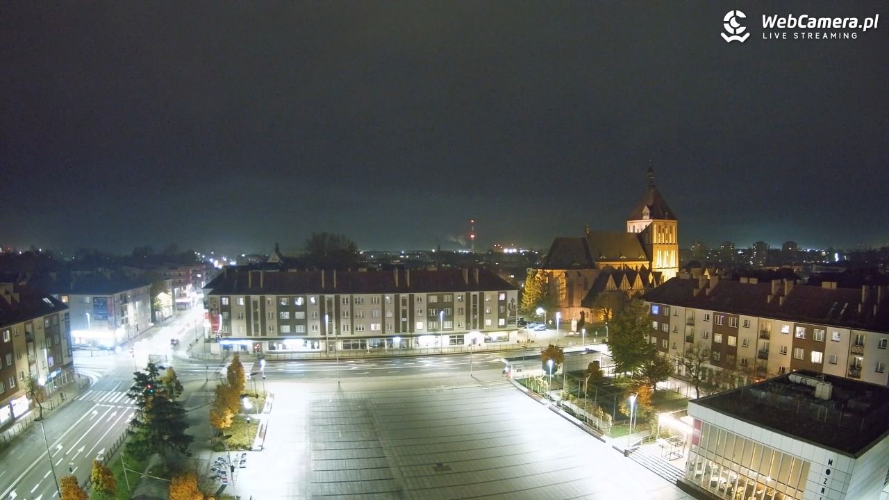 KOSZALIN - widok na Rynek Staromiejski NOWOŚĆ - 02 listopad 2025, 22:05