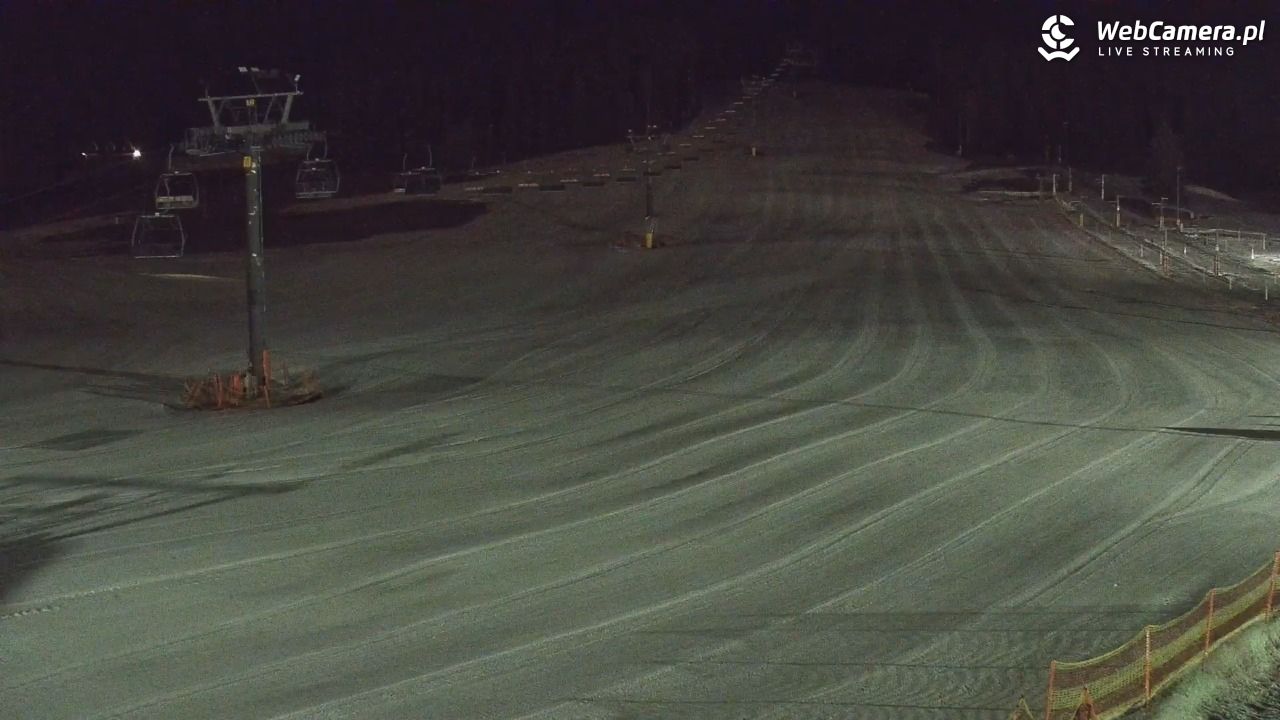 KOZINIEC SKI - widok na kolej i orczyk - 06 marzec 2026, 19:42