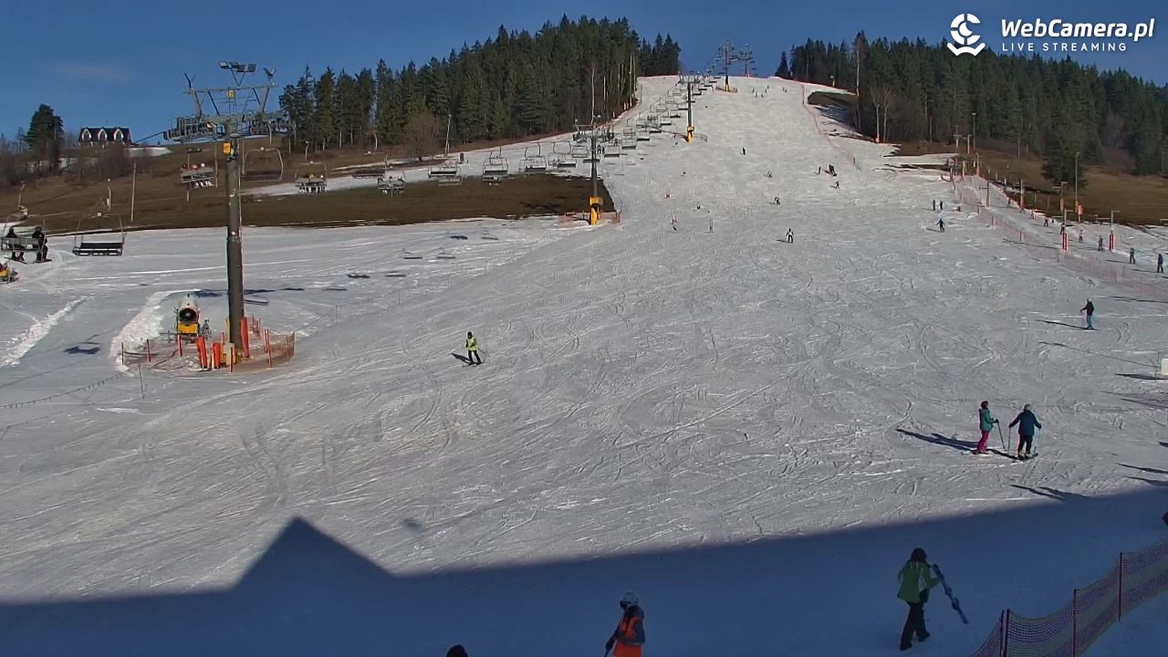 KOZINIEC SKI - widok na kolej i orczyk - 18 grudzień 2025, 13:23