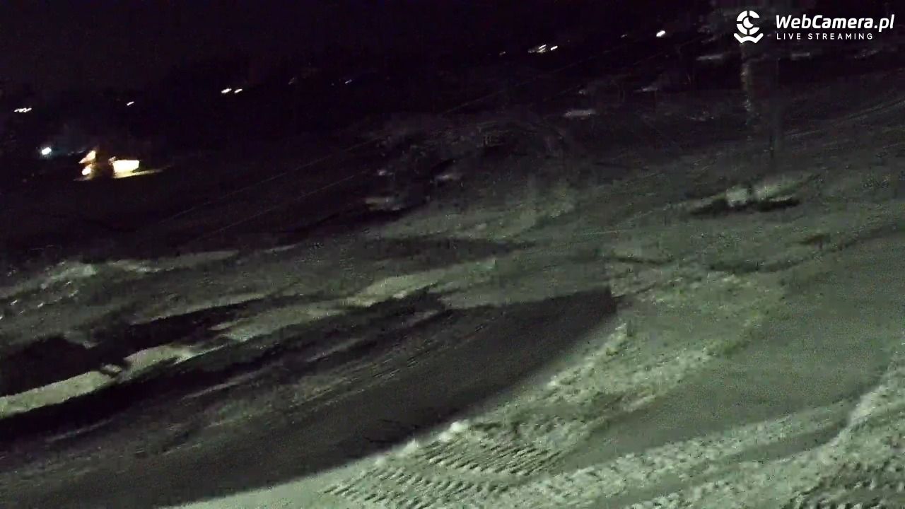 KOZINIEC SKI - widok na kolej i orczyk - 10 marzec 2026, 19:32