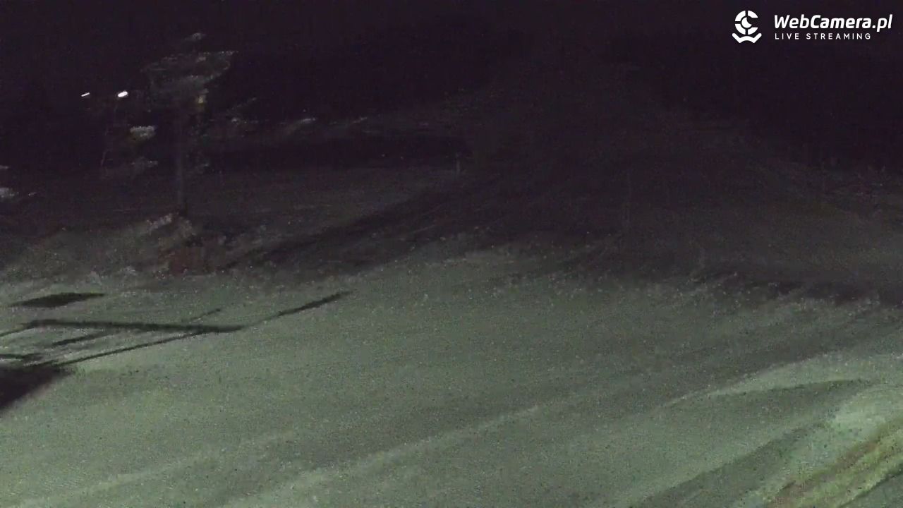 KOZINIEC SKI - widok na kolej i orczyk - 16 grudzień 2025, 20:54