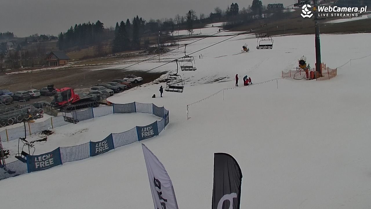 KOZINIEC SKI - widok na kolej i orczyk - 21 grudzień 2025, 12:12