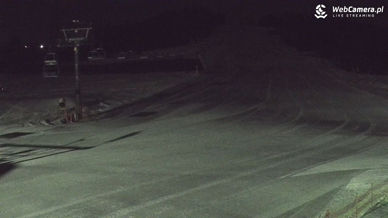 KOZINIEC SKI - widok na kolej i orczyk - 16 grudzień 2025, 19:51