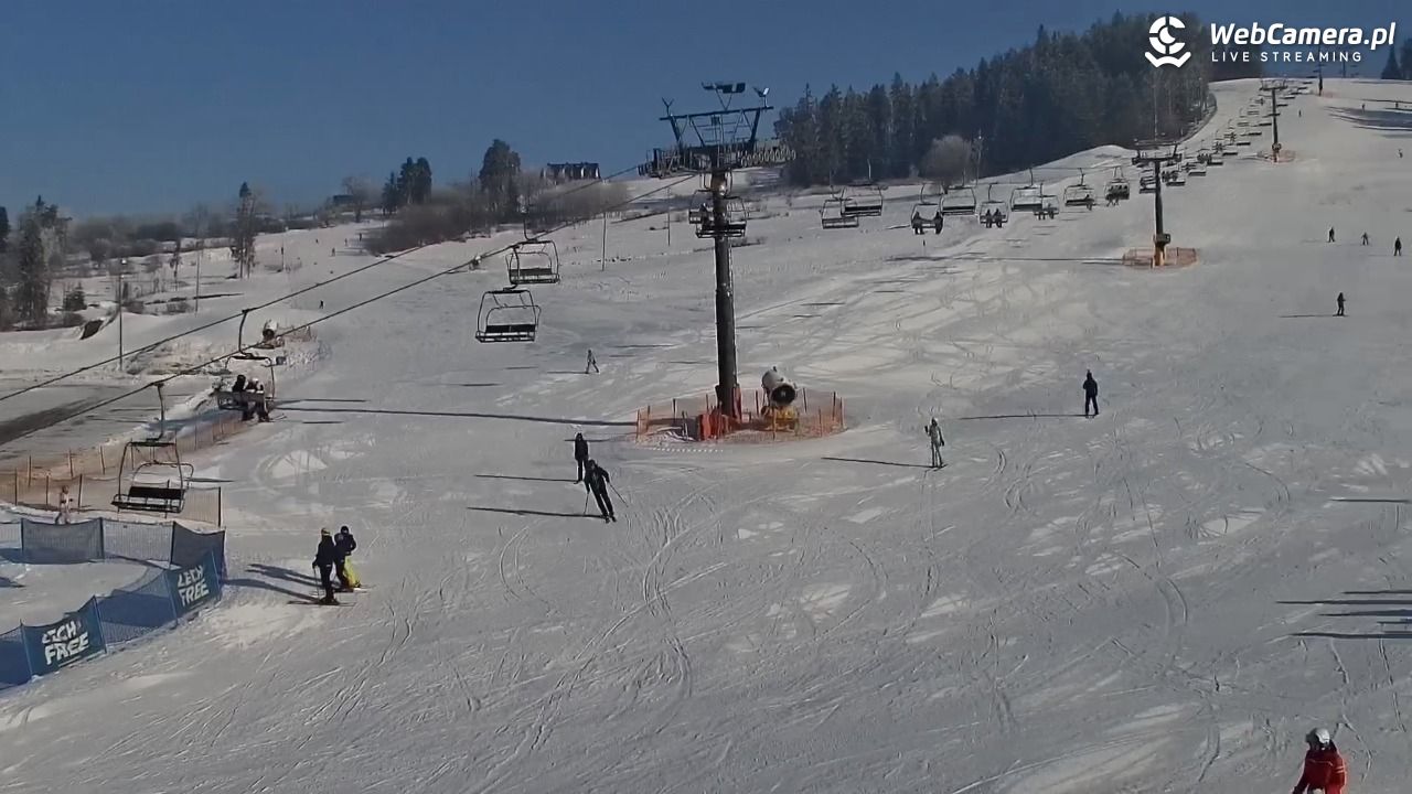 KOZINIEC SKI - widok na kolej i orczyk - 03 luty 2026, 09:47