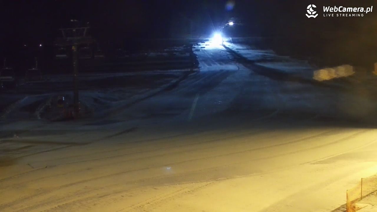 KOZINIEC SKI - widok na kolej i orczyk - 17 grudzień 2025, 19:15