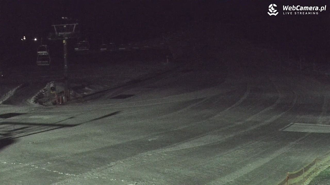 KOZINIEC SKI - widok na kolej i orczyk - 19 grudzień 2025, 22:46