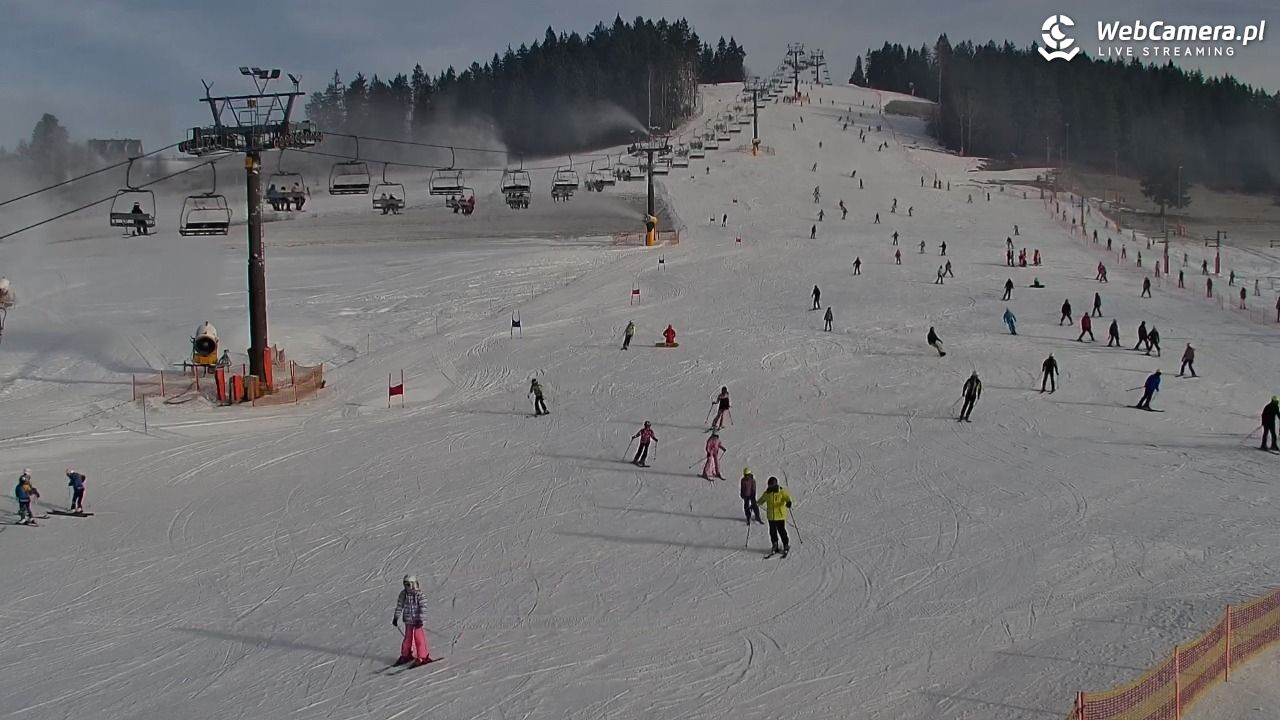 KOZINIEC SKI - widok na kolej i orczyk - 16 grudzień 2025, 10:19