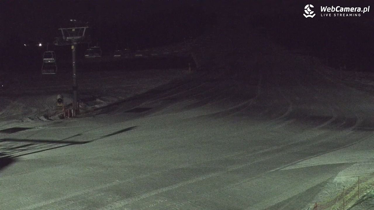 KOZINIEC SKI - widok na kolej i orczyk - 16 grudzień 2025, 23:14