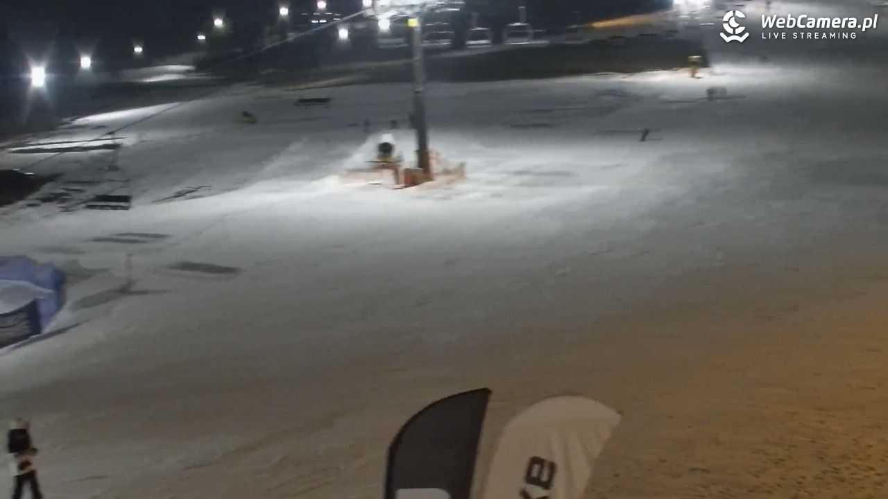 KOZINIEC SKI - widok na kolej i orczyk - 20 grudzień 2025, 17:07