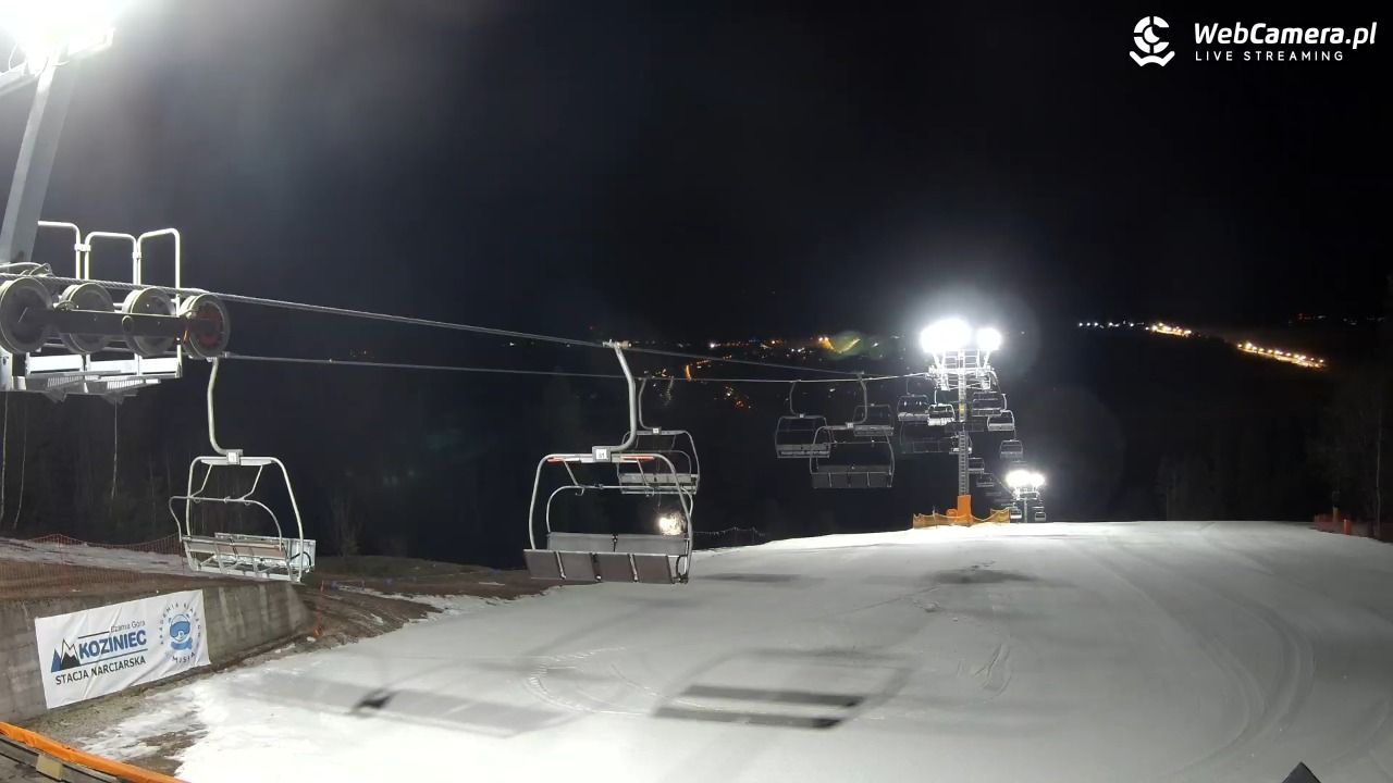 Koziniec SKI - stacja górna - 20 grudzień 2025, 19:25