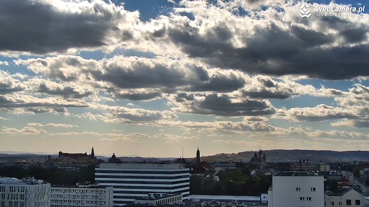 Kraków - panorama miasta - 07 kwiecień 2026, 15:57