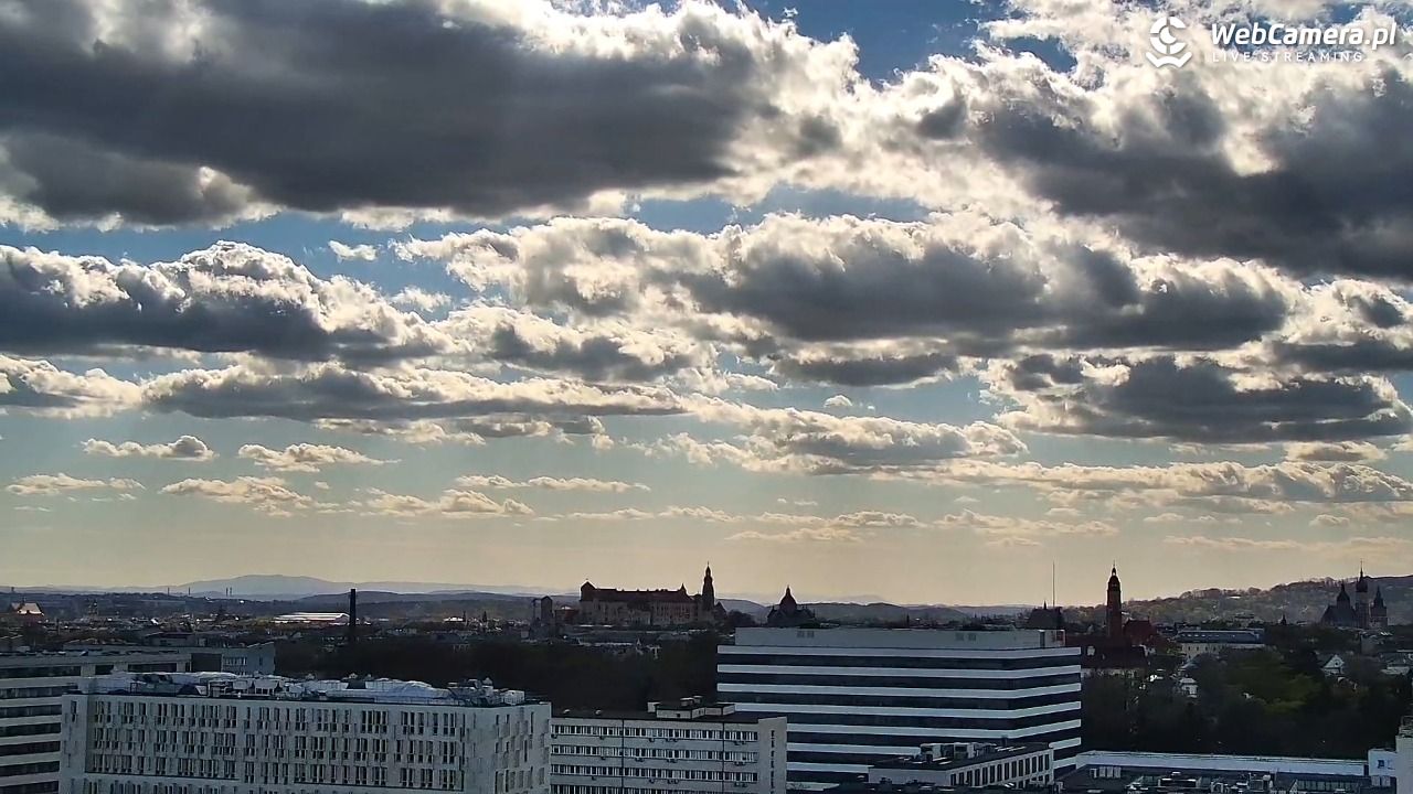 Kraków - panorama miasta - 07 kwiecień 2026, 15:57
