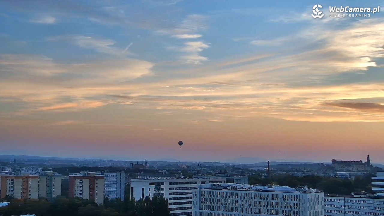 Kraków - panorama miasta - 06 październik 2026, 16:06