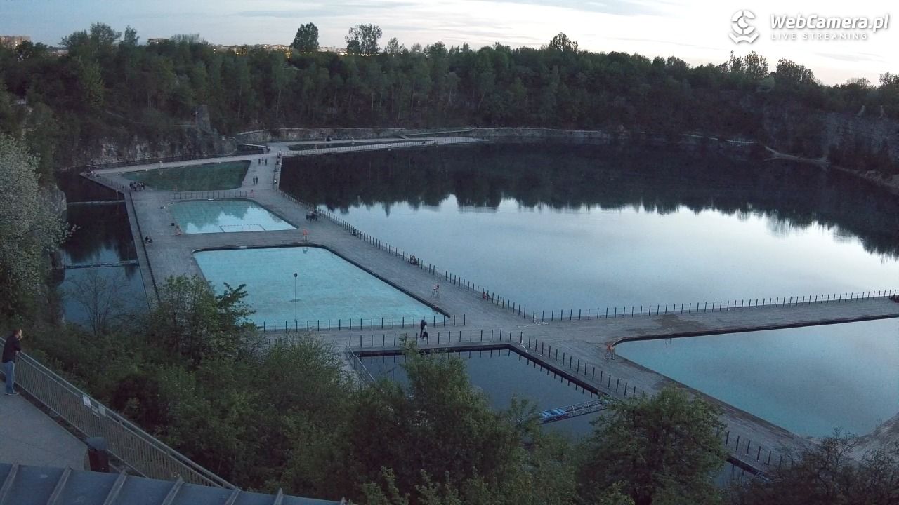 Zakrzówek Kraków - widok na baseny NOWOŚĆ - 04 maj 2026, 20:39