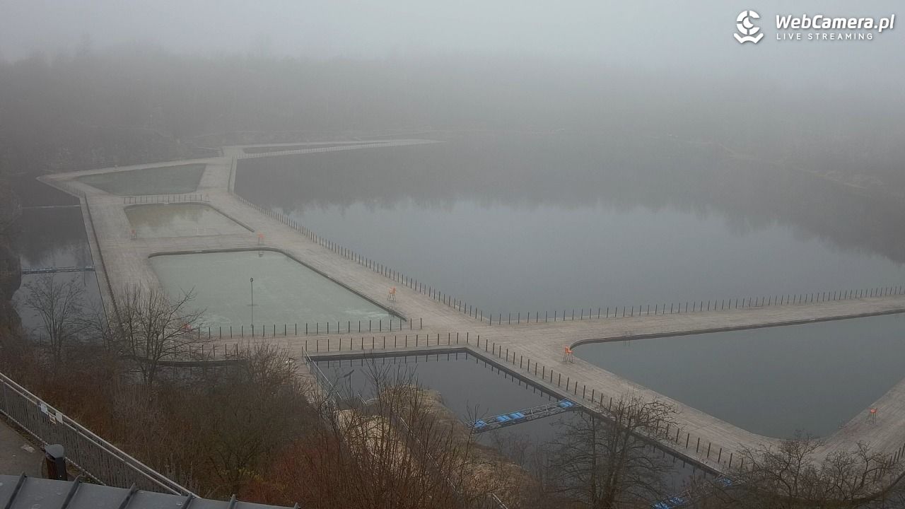 Zakrzówek Kraków - widok na baseny NOWOŚĆ - 02 grudzień 2025, 15:48
