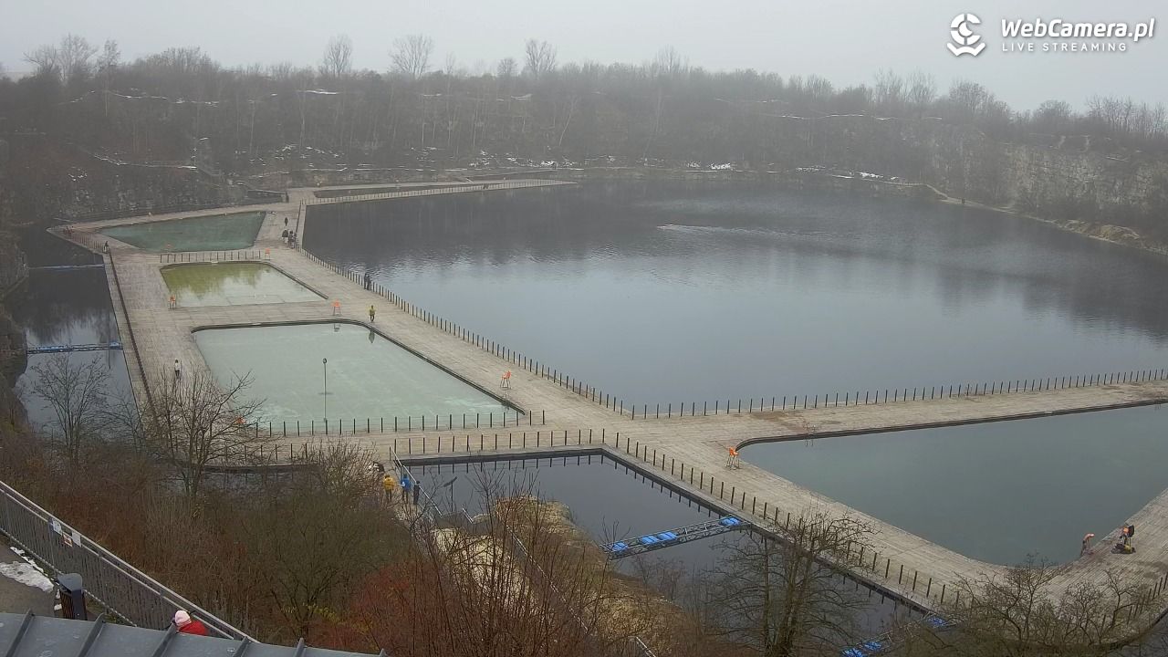 Zakrzówek Kraków - widok na baseny NOWOŚĆ - 30 listopad 2025, 12:49