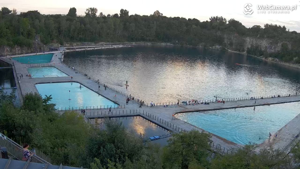 Zakrzówek Kraków - widok na baseny NOWOŚĆ - 31 lipiec 2025, 19:56