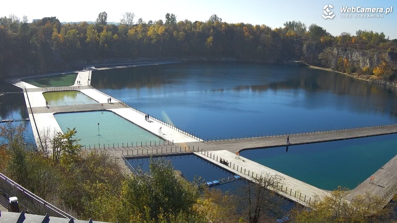 Zakrzówek Kraków - widok na baseny NOWOŚĆ - 20 październik 2025, 13:23
