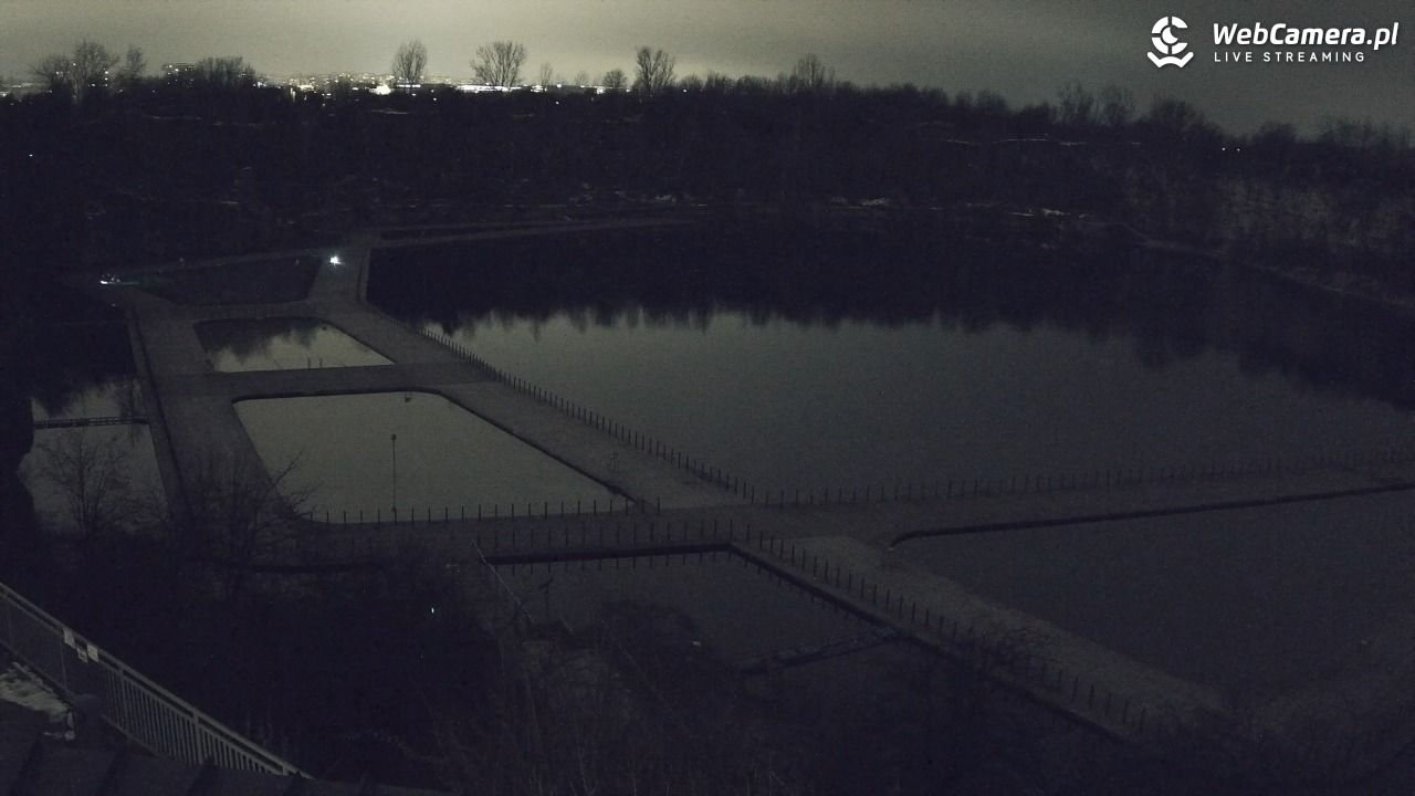 Zakrzówek Kraków - widok na baseny NOWOŚĆ - 28 listopad 2025, 20:07