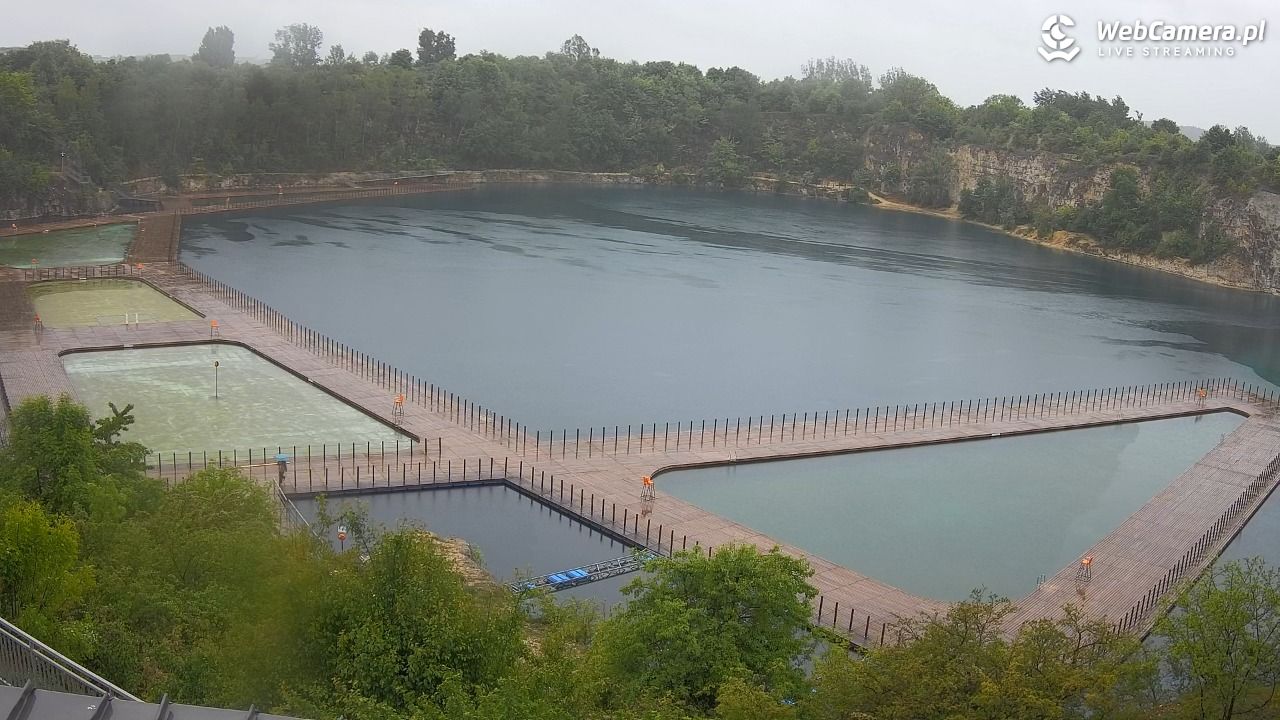 Zakrzówek Kraków - widok na baseny NOWOŚĆ - 15 maj 2025, 07:55