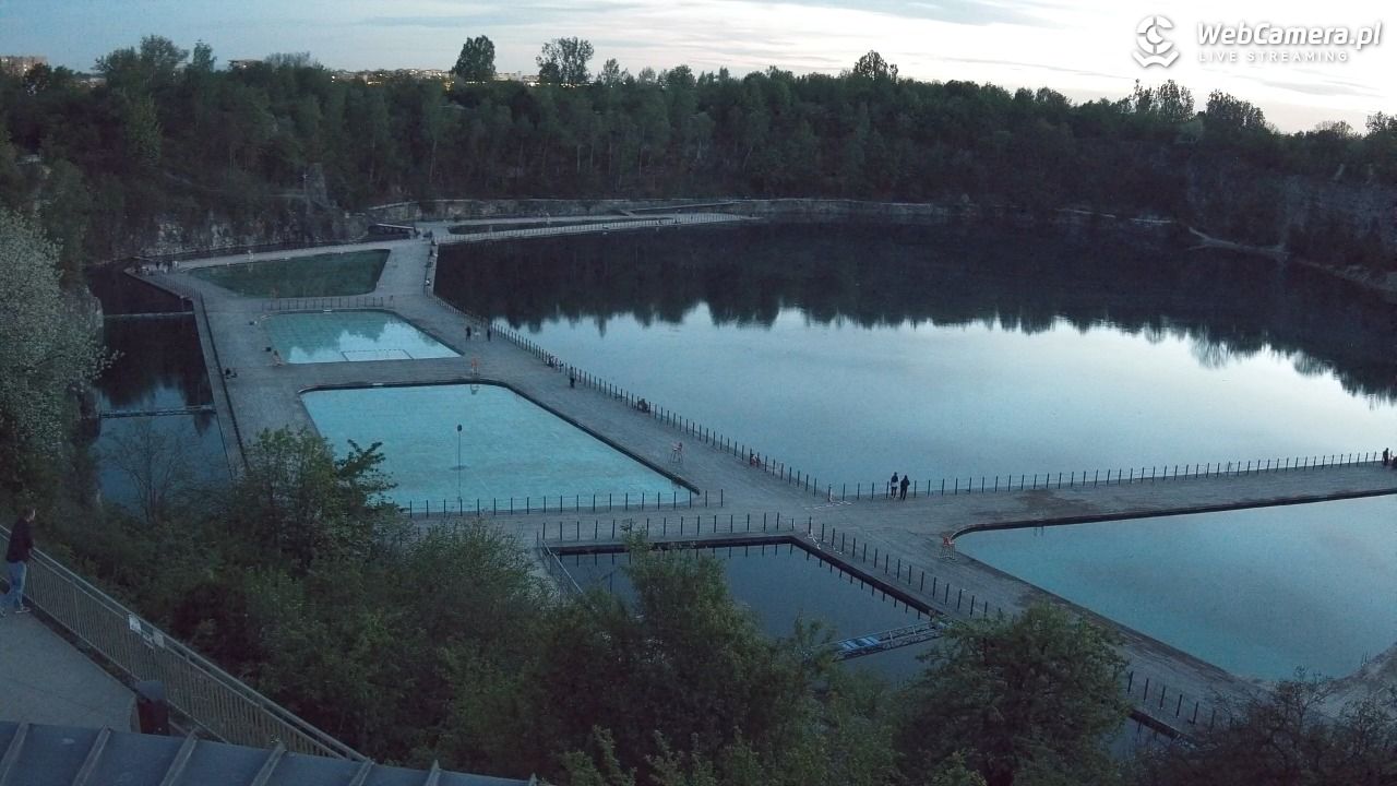 Zakrzówek Kraków - widok na baseny NOWOŚĆ - 04 maj 2026, 20:39