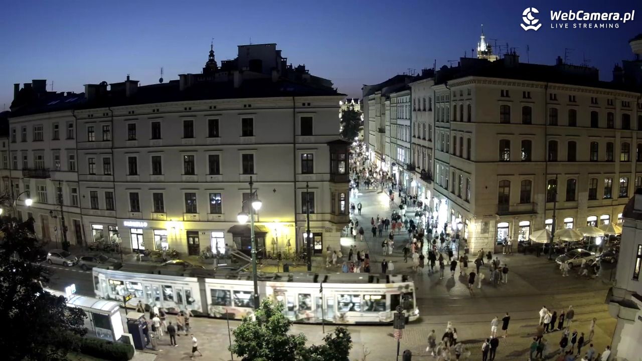 Kraków - Plac Wszystkich Świętych - 21 czerwiec 2025, 21:53