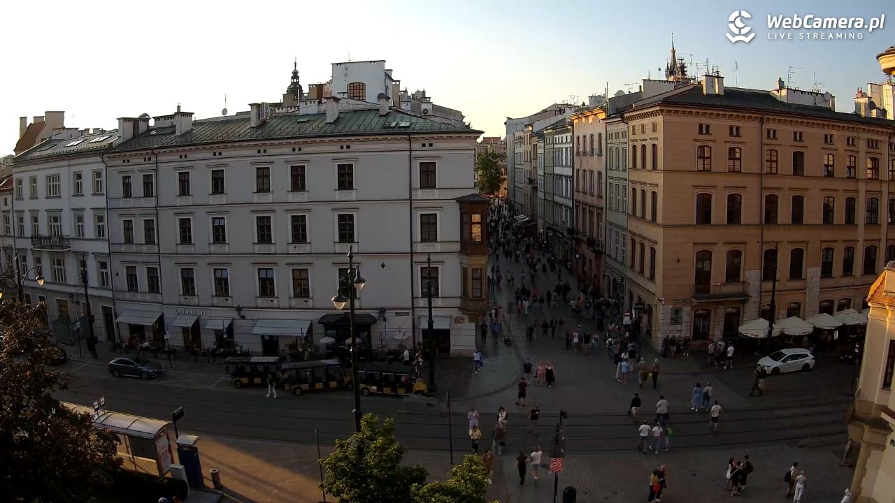 Kraków - Plac Wszystkich Świętych - 14 czerwiec 2025, 19:49