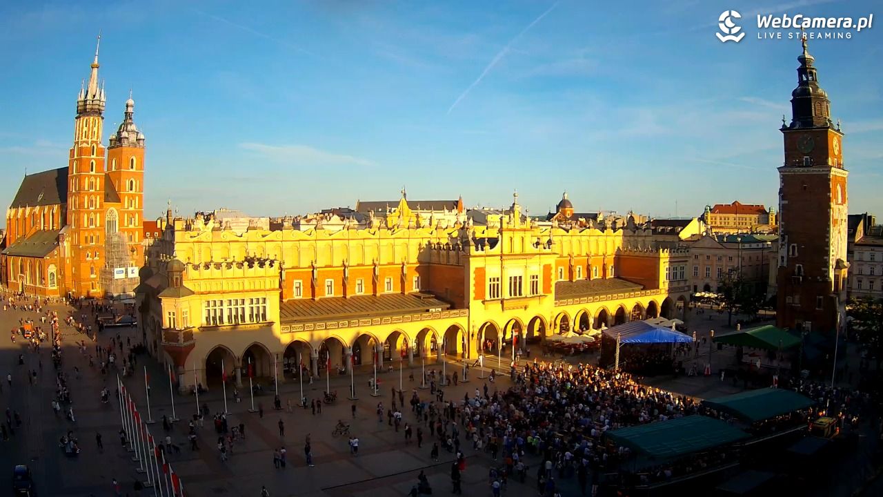 Kraków - widok na Rynek Główny - 29 maj 2026, 19:11