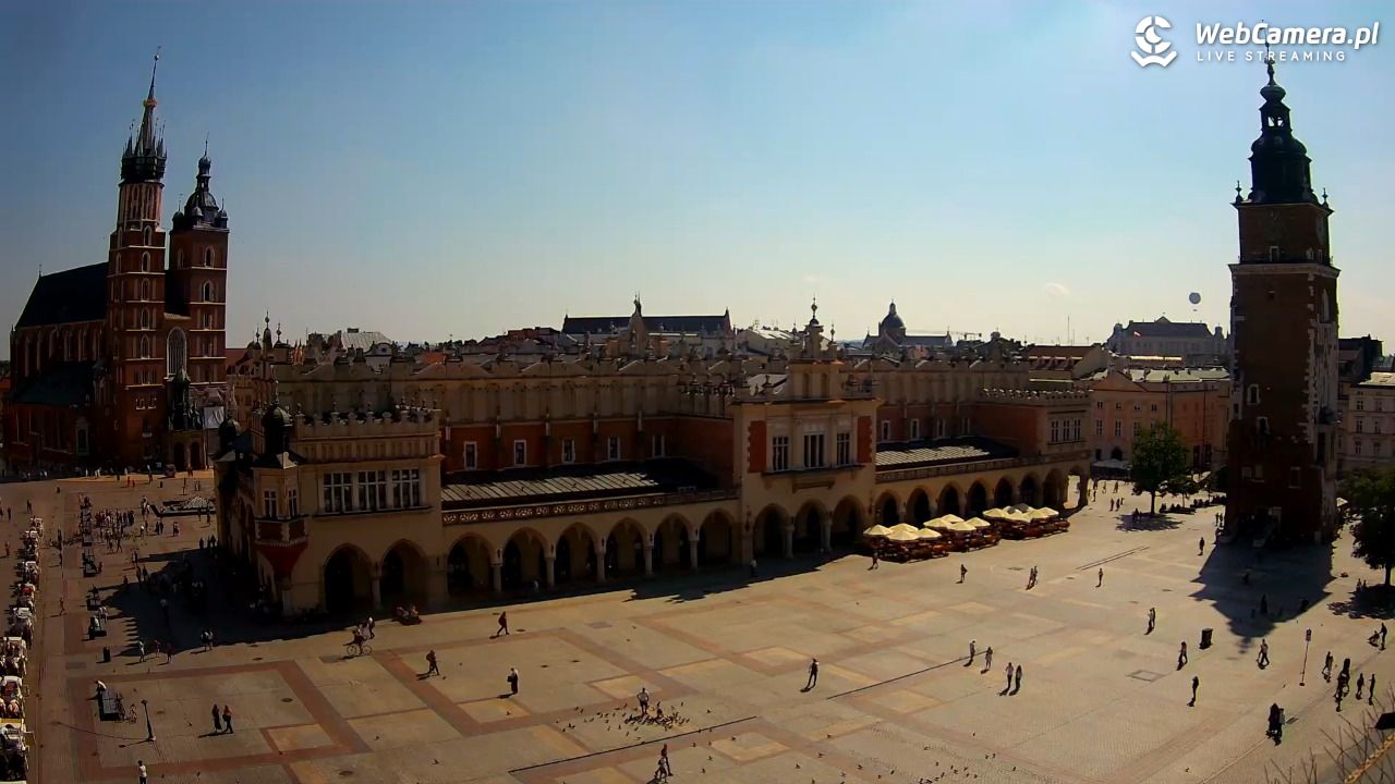 Kraków - widok na Rynek Główny - 01 wresień 2025, 13:04