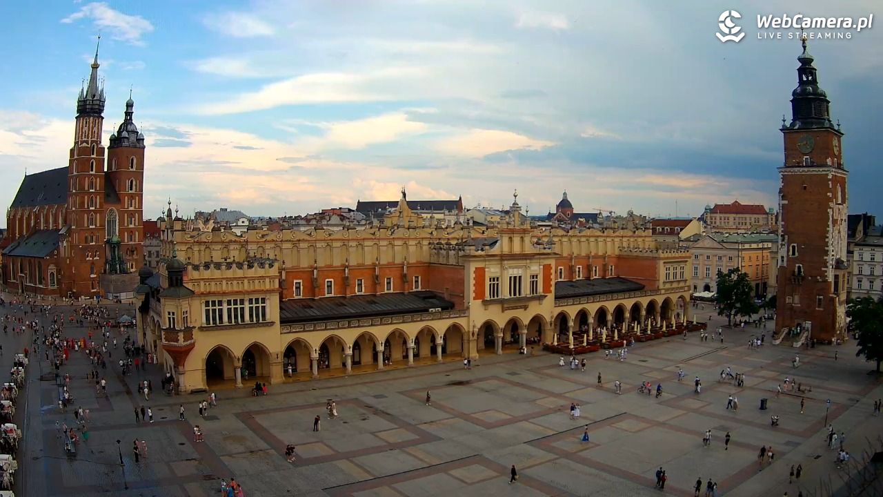 Kraków - widok na Rynek Główny - 19 lipiec 2026, 16:46