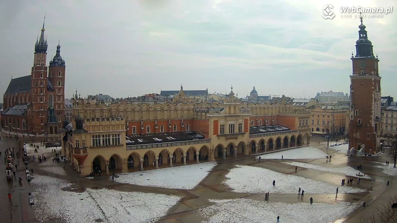 Kraków - widok na Rynek Główny - 04 luty 2026, 12:08