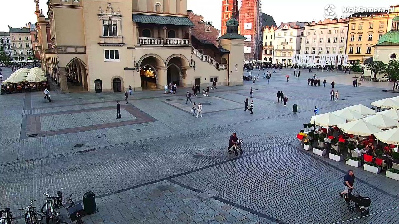 KRAKÓW - Rynek Główny NOWOŚĆ - 28 kwiecień 2025, 19:43