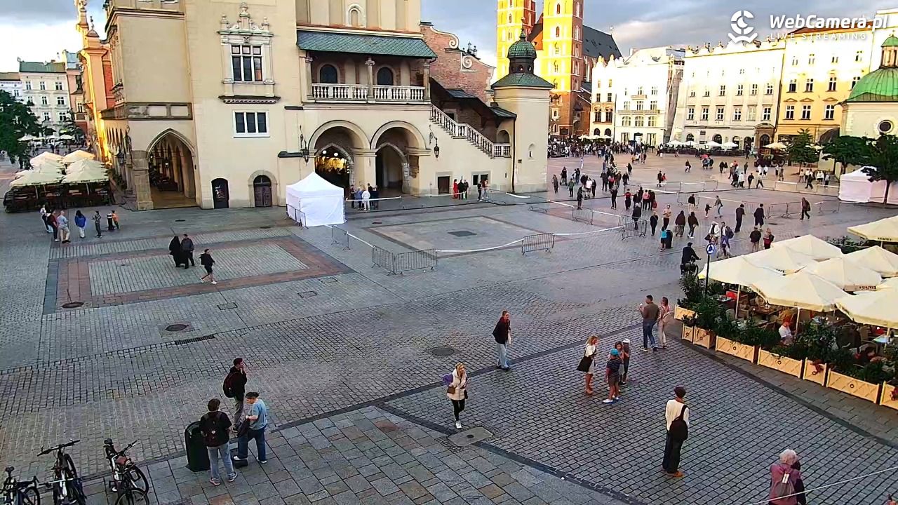 KRAKÓW - Rynek Główny NOWOŚĆ - 09 lipiec 2026, 20:21